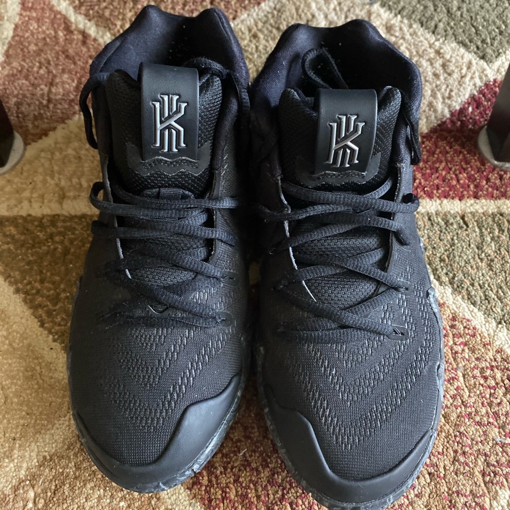 Nike Kyrie Basketball Shoes
